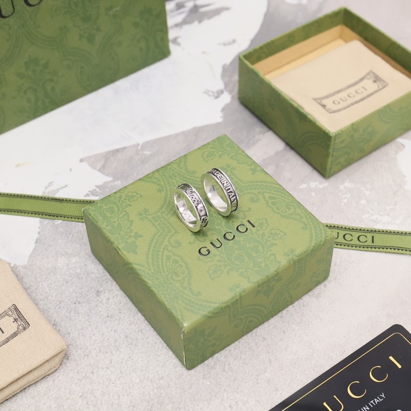 G*u*i rings